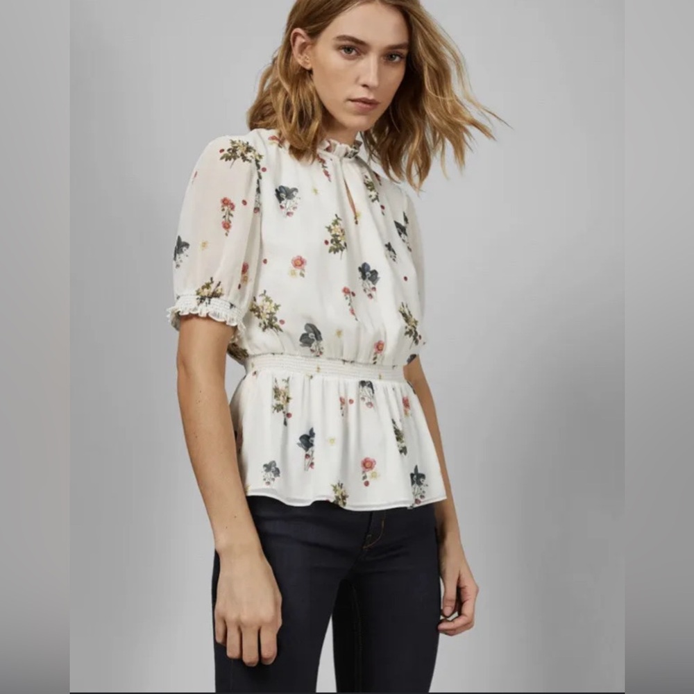 TED BAKER Marisia Oracle Floral designer 
Top SZ 1 US 4